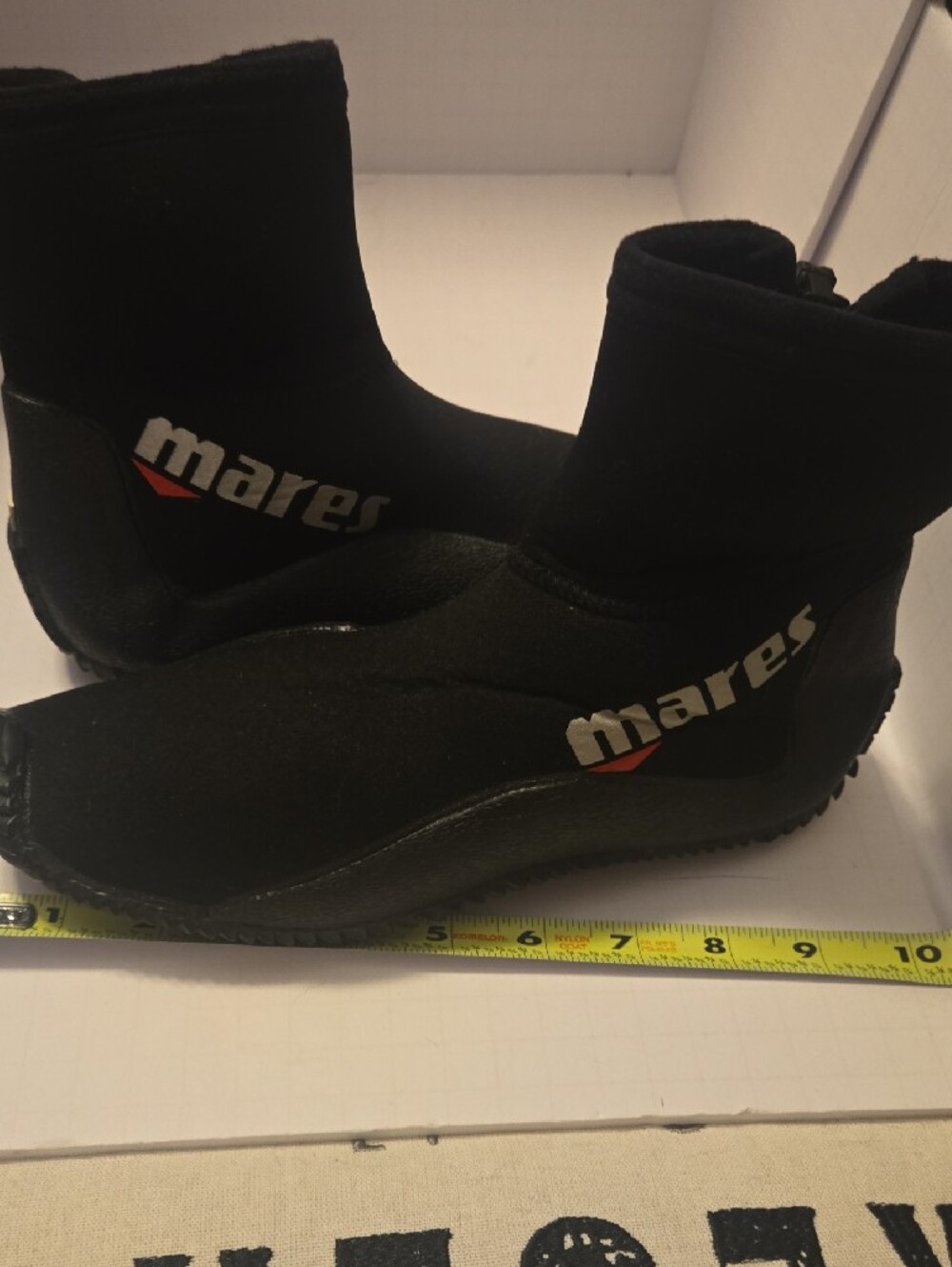 Mares Women's Black Neoprene Dive Boots Size 6 - Picture 12 of 13